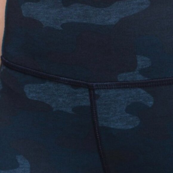 Lululemon Clip-In Crop Heathered Texture Lotus Camo Oil Slick Blue /Alberta Lake - Picture 11 of 11